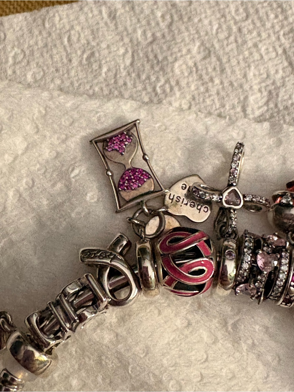 Pandora breast cancer awareness themed bracelet - Picture 4 of 10